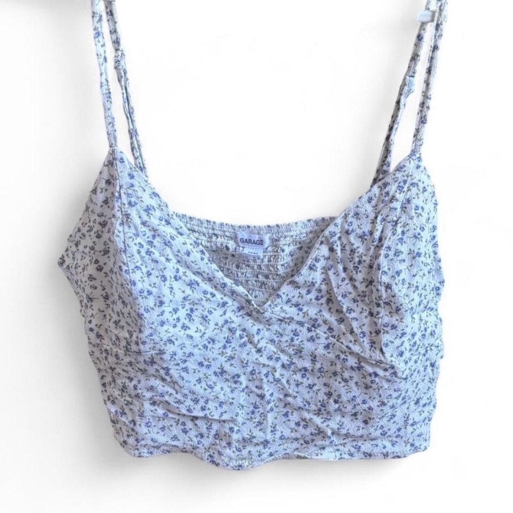 (3 for $30) Garage Light Blue Floral Camisole, M